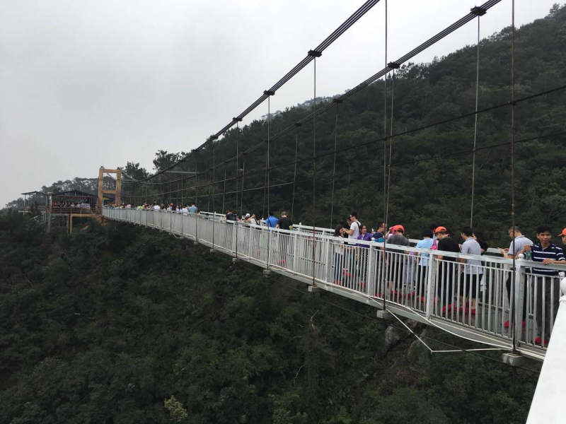 線路2玻璃橋_編輯.jpg